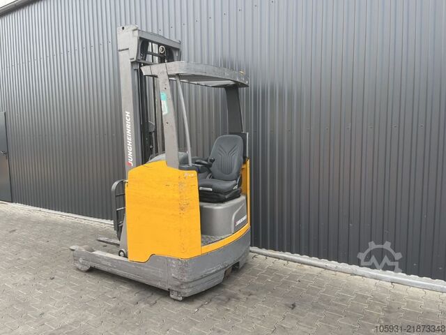 Schubmaststapler Jungheinrich ETV216