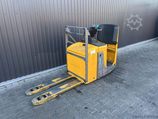 Niederhubwagen Jungheinrich ERE120