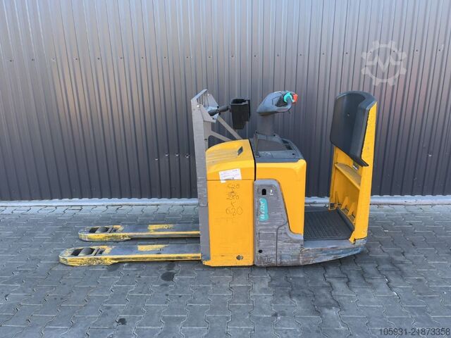 Niederhubwagen Jungheinrich ERE120