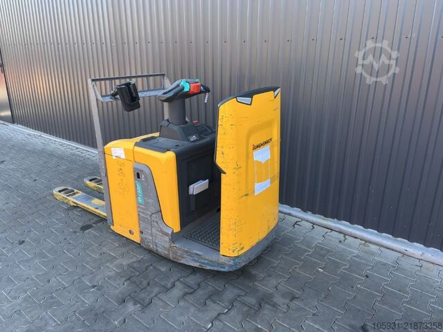 Niederhubwagen Jungheinrich ERE120