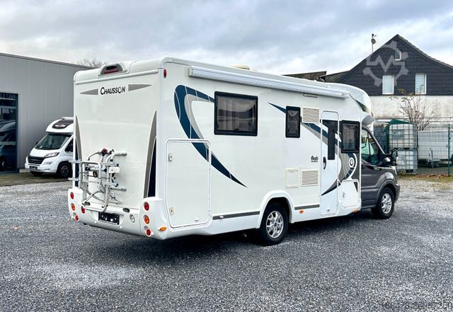 Autocaravana semi-integrada CHAUSSON Flash 718 XLB *Queensbett-Hubbett*