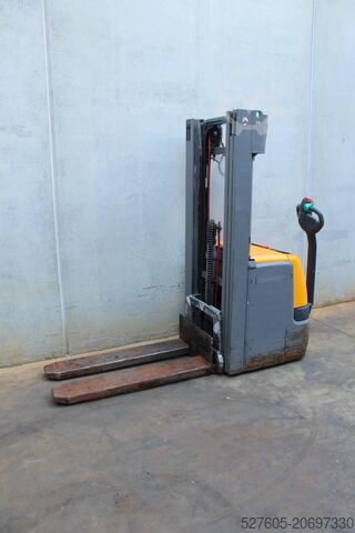 вилочный погрузчик Jungheinrich EJC 214 430 DZ