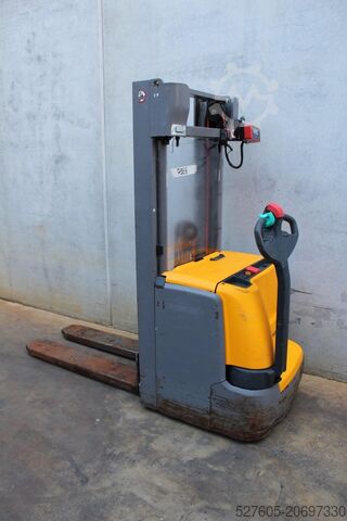 вилочный погрузчик Jungheinrich EJC 214 430 DZ