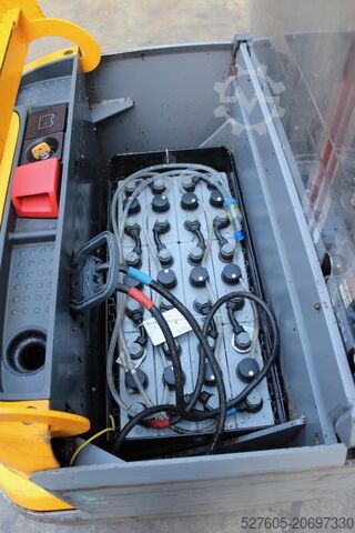 вилочный погрузчик Jungheinrich EJC 214 430 DZ