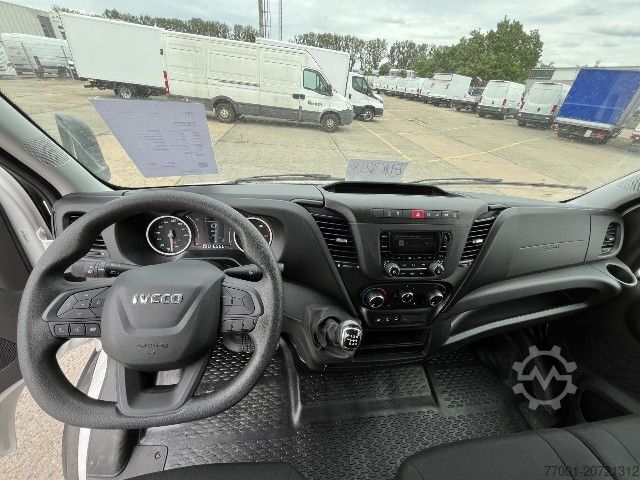 Box van IVECO 35C16H