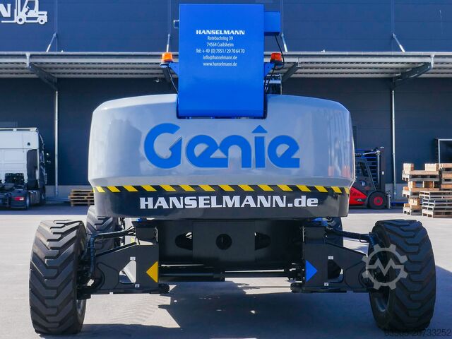 Teleskopska radna platforma Genie SX-135 XC