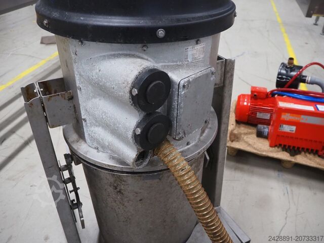 थर्मोफॉर्मर Multivac R 230 MC