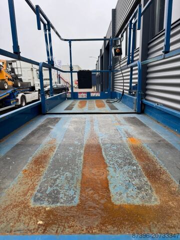 Šķēres lifts Haulotte Compact 14 Hoogwerker Schaarhoogwerker