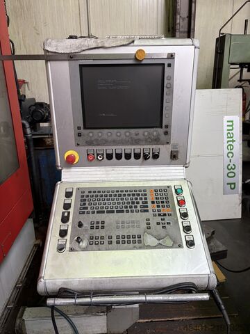 ศูนย์เครื่องจักรกลคอลัมน์เคลื่อนที่ Matec HV 2000