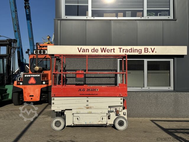 JLG 2032ES Schaarhoogwerker / Scissor lift 8Meter Werkhoogte 2016 Elektrisch