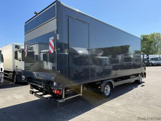 厢式货车 MERCEDES-BENZ ATEGO 818 L Koffer 7,2 m LBW 1 TO.*SEITENTÜR