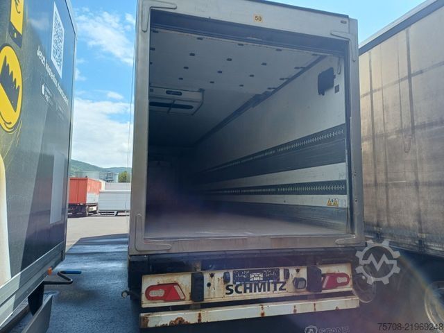 Kühlauflieger SCHMITZ CARGOBULL Kühlsattel Thermo-King