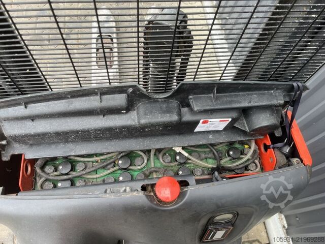 Empilhador de pedestres Linde L12