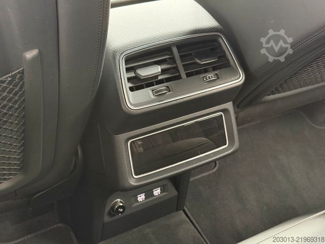 Minibus AUDI 55 quattro Allrad
