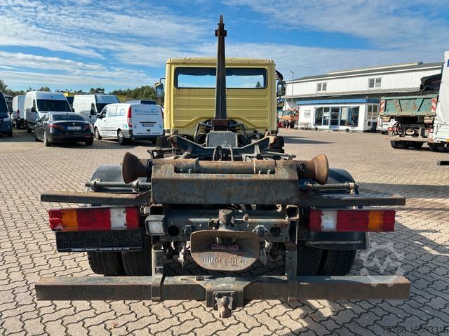 Kippi pakettiauto MERCEDES-BENZ 814 BB Abrollkipper/ Meiller City Haken/ 2x AHK