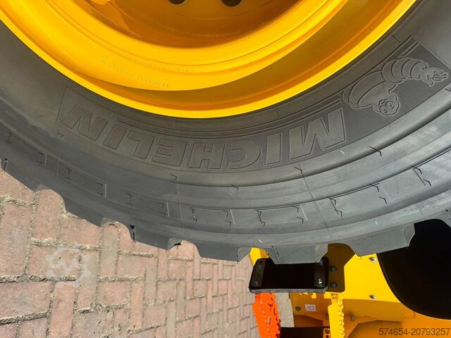 رافعة التحميل Volvo L120 H2 UNUSED