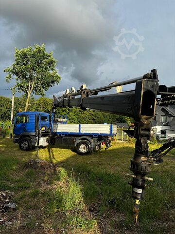 Camión volquete HDS/Grúa MAN TGM 18.290