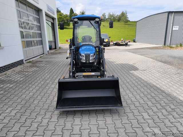 Kompaktni traktor Solis 26 9+9 Kabine
