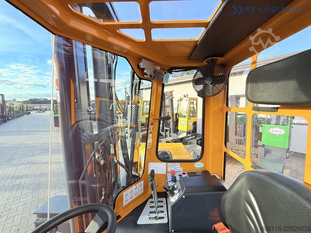 Carretilla retráctil de 4 vías Combilift C3000 GAS DUPLEX 4500 FREE LIFT CABIN