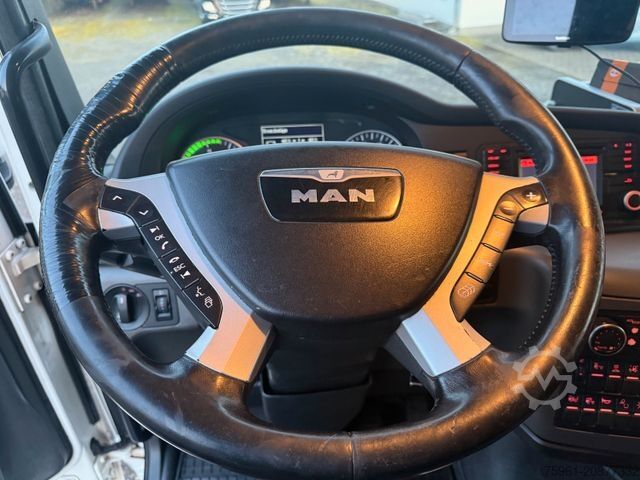 Standard tractor unit MAN TGX 18.480 BLS XLX / 2-Liegen