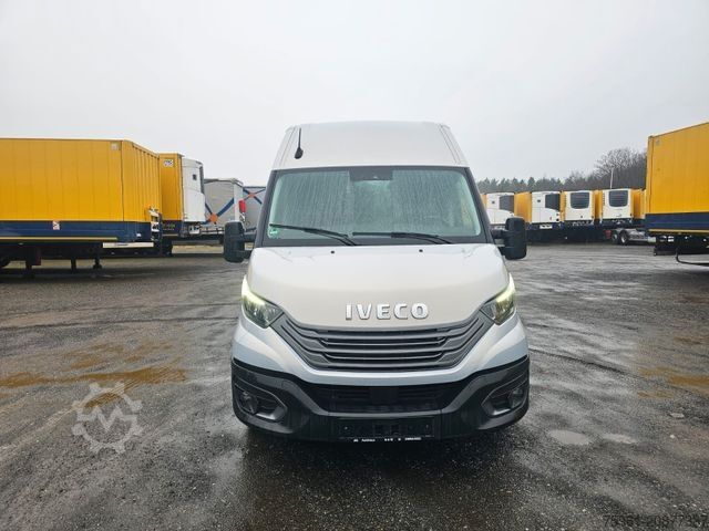 Furgons ar kasti IVECO Daily 35S21 (35-210) Kastenwagen