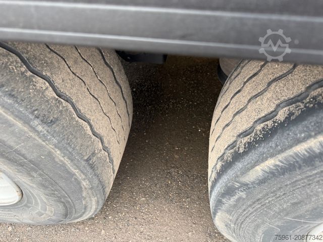 Auflieger mit Pritsche & Plane KRONE 5x SD Profi Liner Schiebeplane Curtainsider