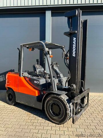Forklift Doosan D50C-5