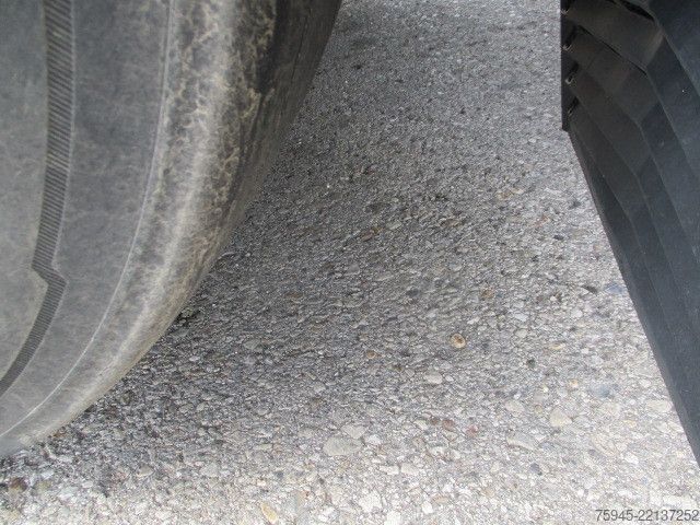 Camión de bebidas MAN TGX 26.440, Getränkeaufbau mit Schiebeplane