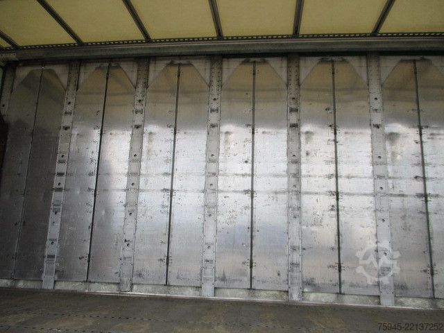 Camión de bebidas MAN TGX 26.440, Getränkeaufbau mit Schiebeplane