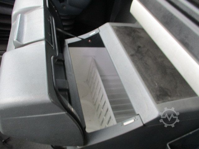 Camión de bebidas MAN TGX 26.440, Getränkeaufbau mit Schiebeplane