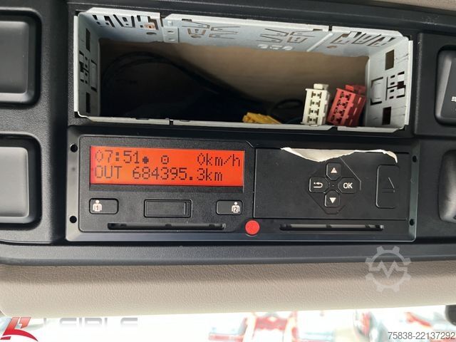 Tractor estándar DAF XF 460 FT *Standklima*Retarder*