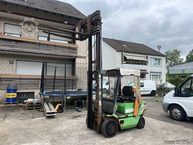Carretilla elevadora frontal STEINBOCK BOSS NH 16 Diesel