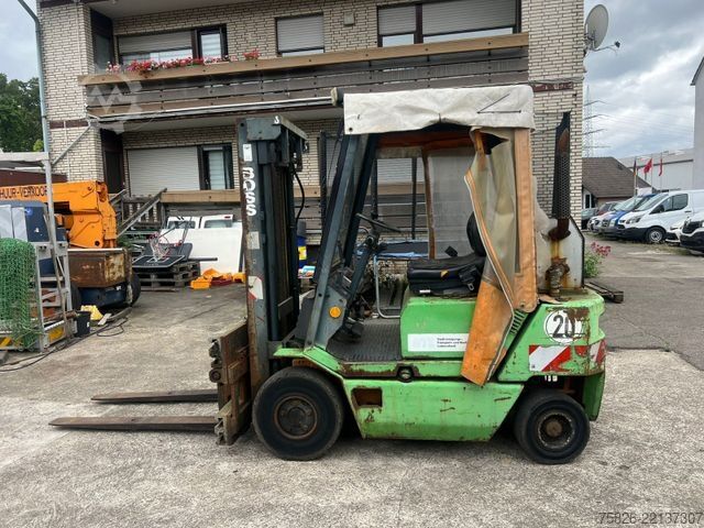 Carretilla elevadora frontal STEINBOCK BOSS NH 16 Diesel