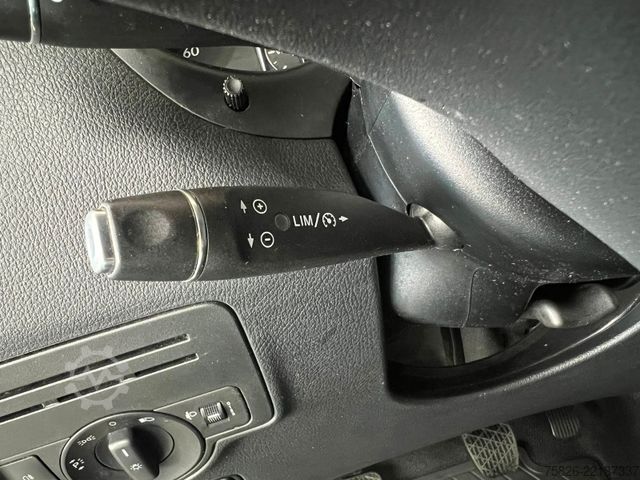 Furgoneta frigorífica MERCEDES-BENZ Vito Kasten 111CDI lang*0°*Kühlkasten*Konvekta*