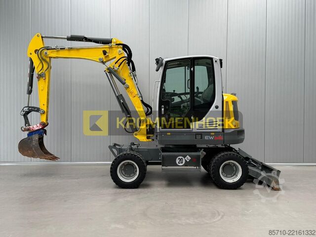Máy xúc bánh lốp Wacker Neuson EW 65