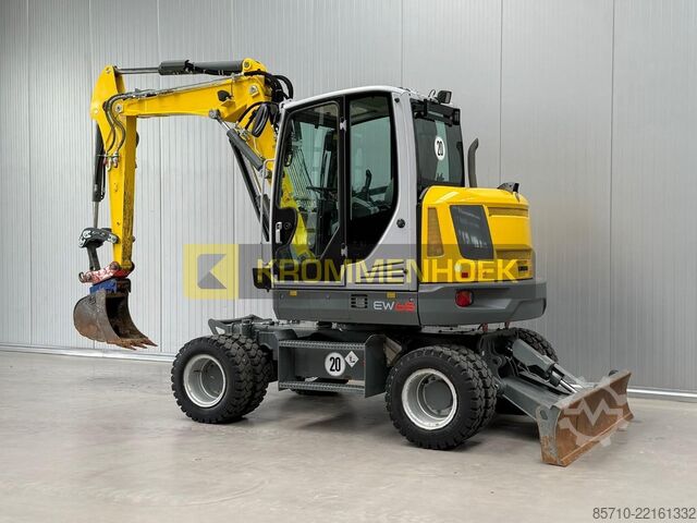 Máy xúc bánh lốp Wacker Neuson EW 65