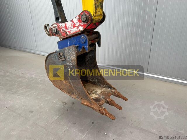 Máy xúc bánh lốp Wacker Neuson EW 65