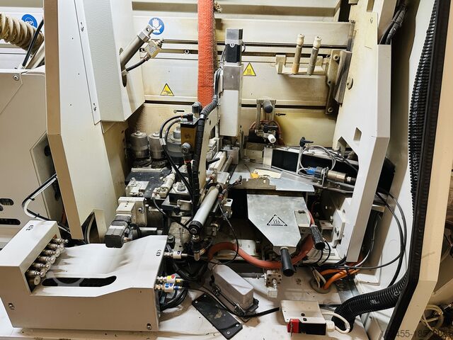 Mașină de bandaj de margine BIESSE AKRON 1440 Airforce