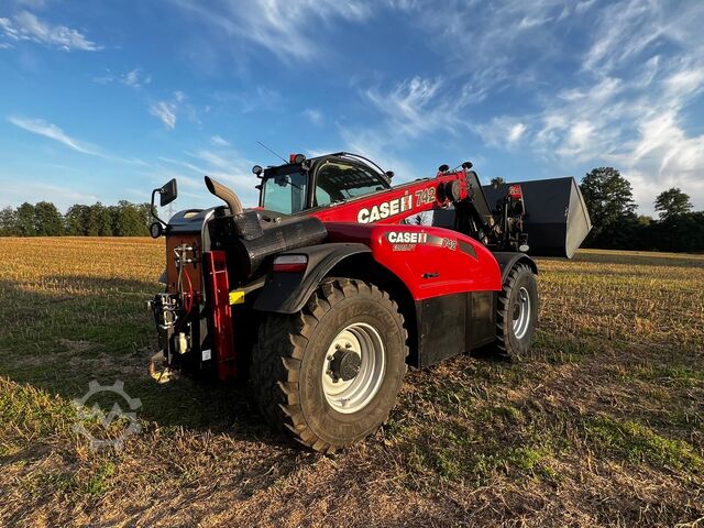 Teleskooppikäsittelijä Case IH JCB Manitou 742 Farmlift