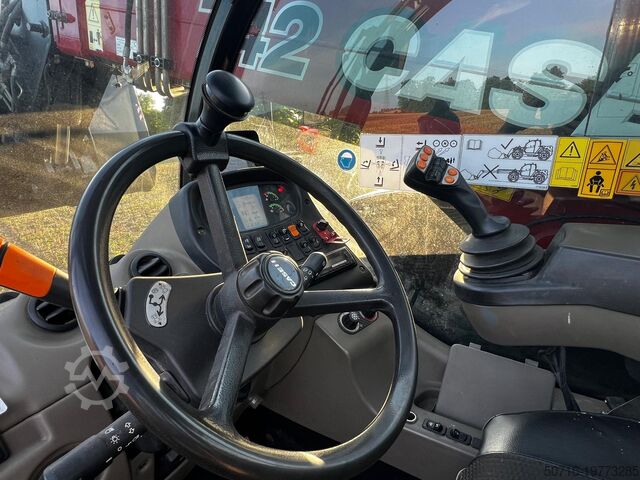 Teleskooppikäsittelijä Case IH JCB Manitou 742 Farmlift
