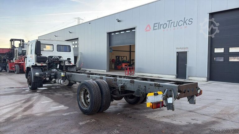 Alusta ja ohjaamo Volvo FL 220 (STEEL SUSP. / 10 BOLTS / 18 TONS / LONG...