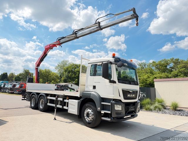 Grue montée sur camion MAN TGS 26.400 6x4 KRAN 4xAbstzg FUNK 5/6 Steuer AHK
