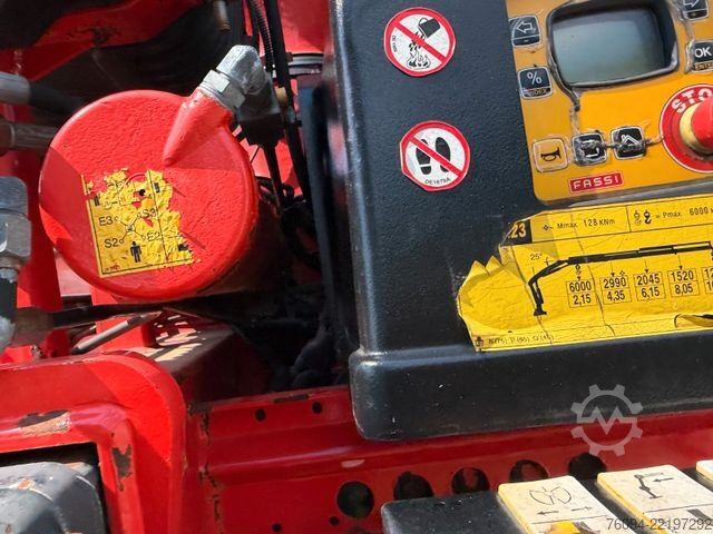 Grue montée sur camion MAN TGS 26.400 6x4 KRAN 4xAbstzg FUNK 5/6 Steuer AHK