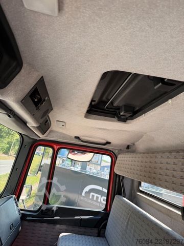 厢式货车 MAN 17.232 4x4 KRAN SEILWINDE Kran und LKW