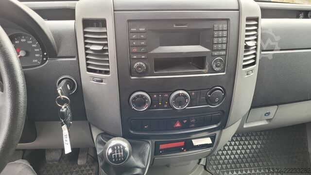 উচ্চ ছাদের ভ্যান VW Crafter 35 lang und hoch L3H2 Schalter