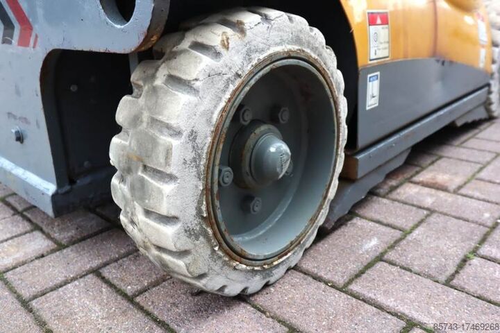 Articulated boom lift Haulotte STAR 10 Electric, 10m Working Height, 3m Reach, 20