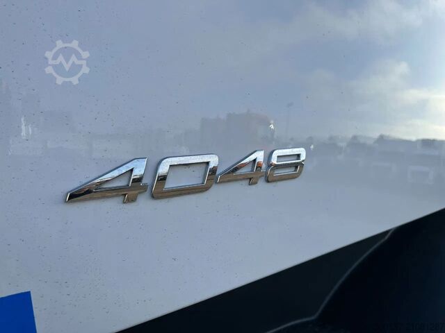 Venjulegur SZM Mercedes-Benz Actros 4048 S 6x4 Tractor Head