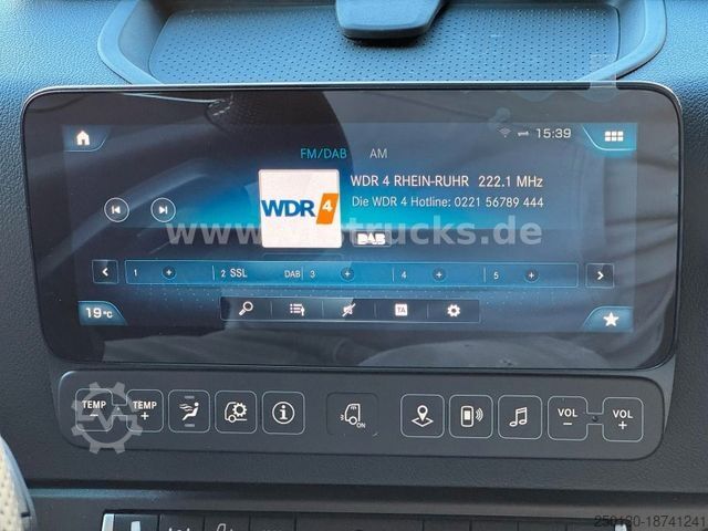 트럭 섀시 MERCEDES-BENZ Actros 2551 Big Space LED 6x2 Lenk+Lift