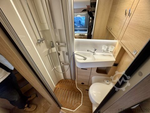 セミインテグレーテッドキャンピングカー Hymer/Eriba B-Klasse MC T 600 WhiteLine Solar/Wechselrichter