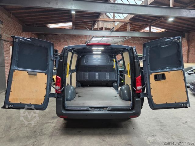 Minibus MERCEDES-BENZ Vito Kasten 114  Kamera Tempom. Klima PDC+H E6